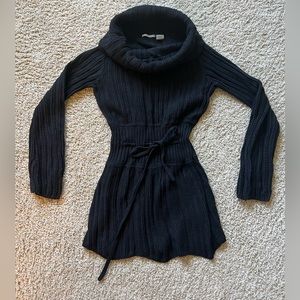 Guinevere by Anthropologie | Cowl neck tunic sweater, size small